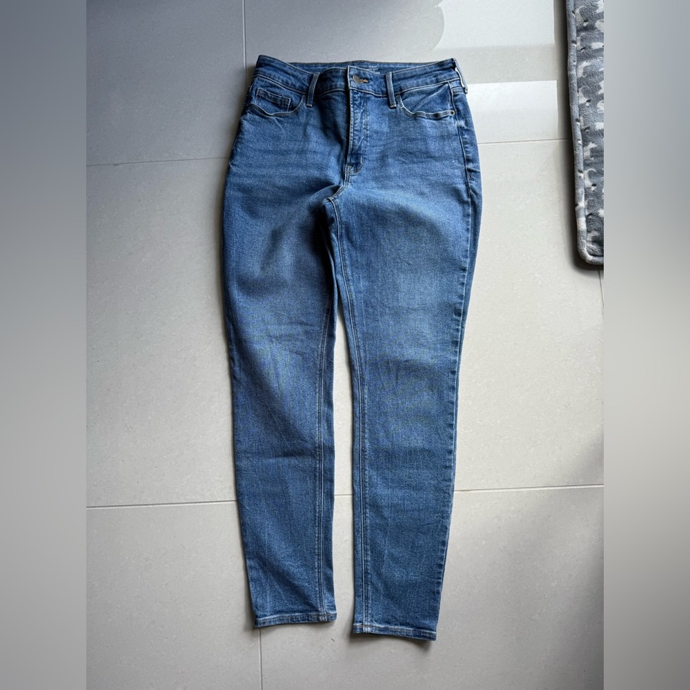 Old Navy Rockstar High Waisted Jeans Super Skinny, Size 10